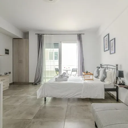 Spacious Flat For Friends & Couples With Balcony Appartement *